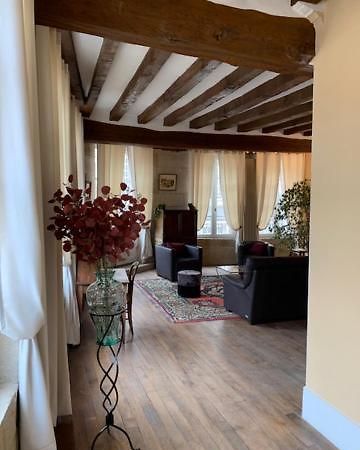 La Tour De Jade Apartment Avallon Bagian luar foto