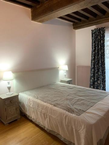 La Tour De Jade Apartment Avallon Bagian luar foto