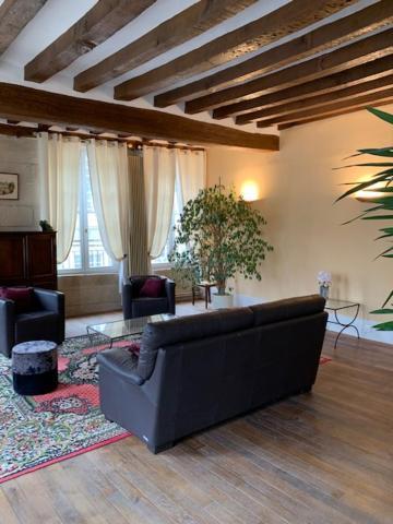 La Tour De Jade Apartment Avallon Bagian luar foto